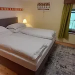 Am Bauernhof Mit Balkon Und Parkplatz, Aufenthaltsraum Mit Spielmoeglichkeiten, Erholung- Inmitten Der Natur, 6 Fahrminuten Zur Alpentherme Gastein Und Zur Schlossalmbahn Apartamento Bad Hofgastein
