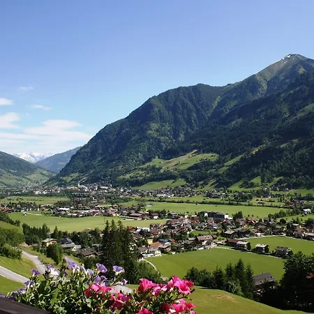 Am Krausberghof Mit Balkon Und Parkplatz, Aufenthaltsraum Mit Spielmoeglichkeiten, Erholung- Inmitten Der Natur, 6 Fahrminuten Zur Alpentherme Gastein Und Zur Schlossalmbahn Bad Hofgastein