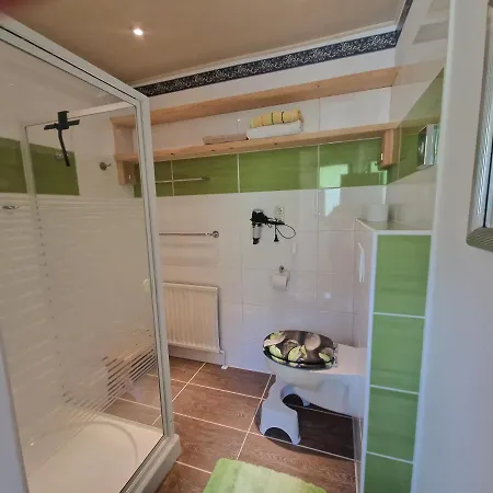 Urlaub Am Krausberghof, Mit Balkon Und Parkplatz, Inmitten Der Natur, Kostenfreie Kaffeekapseln, 6 Fahrminuten Zur Alpentherme Gastein Und Zur Schlossalmbahn, Spielplatz, Grosser Gartenbereich * Bad Hofgastein