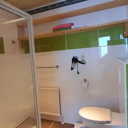 Apartament Am Krausberghof Mit Balkon Und Parkplatz, Aufenthaltsraum Mit Spielmoeglichkeiten, Erholung- Inmitten Der Natur, 6 Fahrminuten Zur Alpentherme Gastein Und Zur Schlossalmbahn Bad Hofgastein