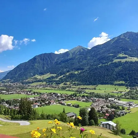 Urlaub Am Krausberghof, Apartment Mit Balkon Und Parkplatz, Inmitten Der Natur, Sauna Und Infrarotkabine, Kostenfreie Kaffeekapseln, 6 Fahrminuten Zur Alpentherme Gastein Und Zur Schlossalmbahn, Spielplatz