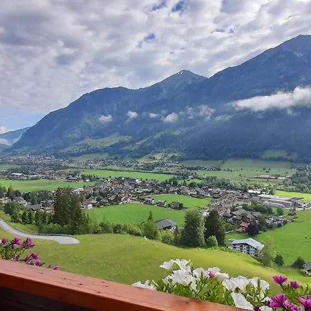 Apartament Am Krausberghof Mit Balkon Und Parkplatz, Aufenthaltsraum Mit Spielmoeglichkeiten, Erholung- Inmitten Der Natur, 6 Fahrminuten Zur Alpentherme Gastein Und Zur Schlossalmbahn