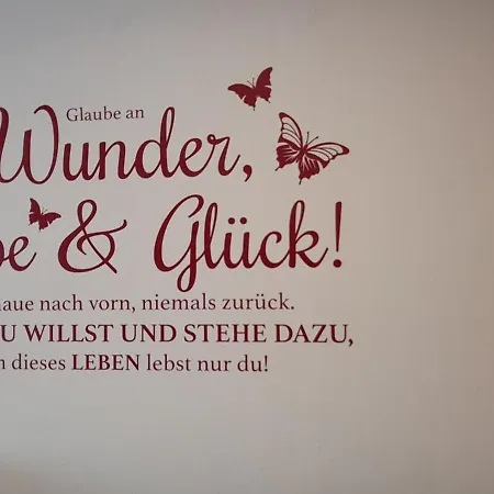 Ferienwohnung Mit Balkon Und Parkplatz, Erholung- Inmitten Der Natur, 6 Fahrminuten Zur Alpentherme Gastein Und Zur Schlossalmbahn Bad Hofgastein