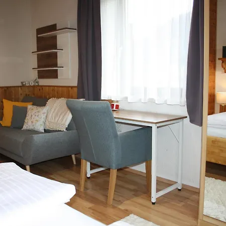 Urlaub Am Krausberghof, Apartment Mit Balkon Und Parkplatz, Inmitten Der Natur, Sauna Und Infrarotkabine, Kostenfreie Kaffeekapseln, 6 Fahrminuten Zur Alpentherme Gastein Und Zur Schlossalmbahn, Spielplatz Apartment *