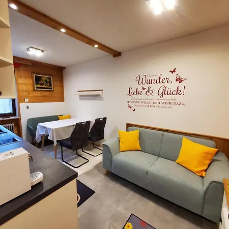 Am Krausberghof Mit Balkon Und Parkplatz, Aufenthaltsraum Mit Spielmoeglichkeiten, Erholung- Inmitten Der Natur, 6 Fahrminuten Zur Alpentherme Gastein Und Zur Schlossalmbahn Apartament Bad Hofgastein