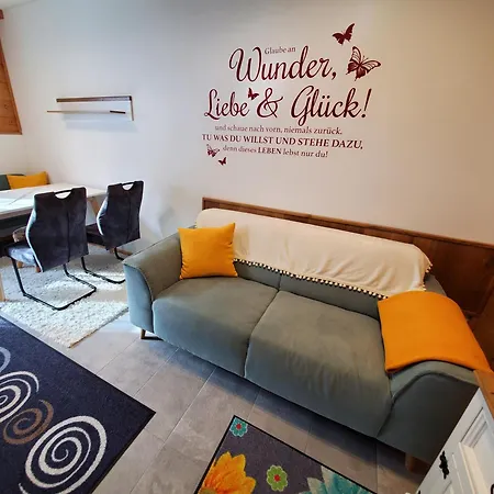 Apartment Urlaub Am Krausberghof, Apartment Mit Balkon Und Parkplatz, Inmitten Der Natur, Sauna Und Infrarotkabine, Kostenfreie Kaffeekapseln, 6 Fahrminuten Zur Alpentherme Gastein Und Zur Schlossalmbahn, Spielplatz