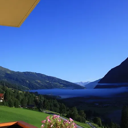 Apartament Am Krausberghof Mit Balkon Und Parkplatz, Aufenthaltsraum Mit Spielmoeglichkeiten, Erholung- Inmitten Der Natur, 6 Fahrminuten Zur Alpentherme Gastein Und Zur Schlossalmbahn *