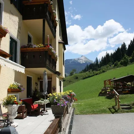 Am Krausberghof Mit Balkon Und Parkplatz, Aufenthaltsraum Mit Spielmoeglichkeiten, Erholung- Inmitten Der Natur, 6 Fahrminuten Zur Alpentherme Gastein Und Zur Schlossalmbahn Apartament